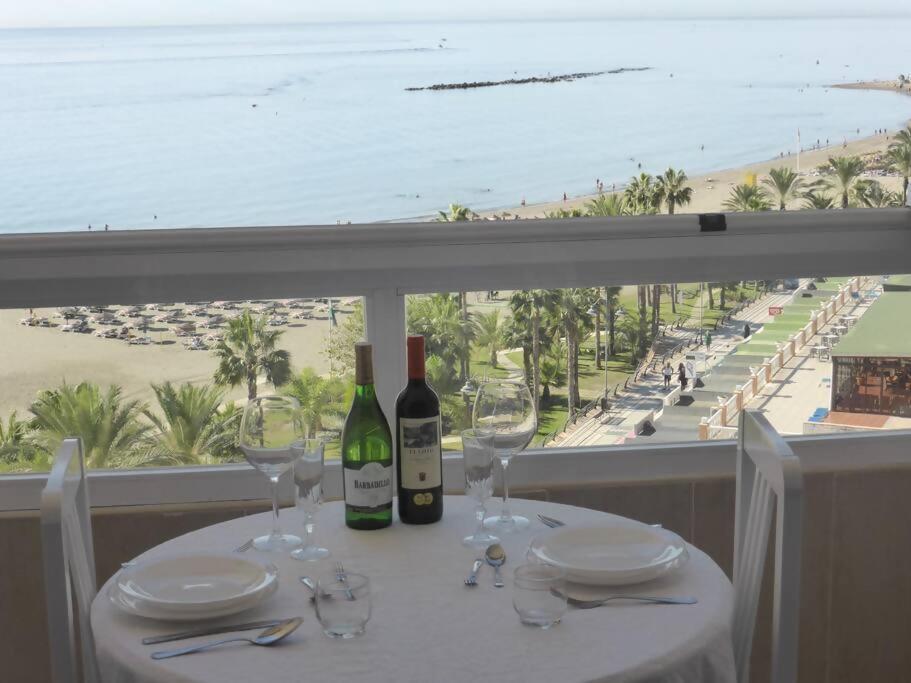 Estudio Nefeli Primera Linea Playa Amazing Views Benalmádena Eksteriør bilde